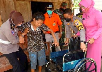 Kapolres Klaten, Bhayangkari dan Polwan Berbagi Kasih di Empat Lokasi