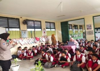 Peringati Hari Lahir Pancasila, Polwan Polres Tangerang Kota Edukasi Pelajar Cegah Kenakalan