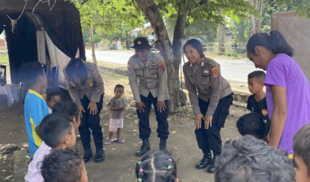 trauma healing anak-anak korban erupsi di pengungsian
