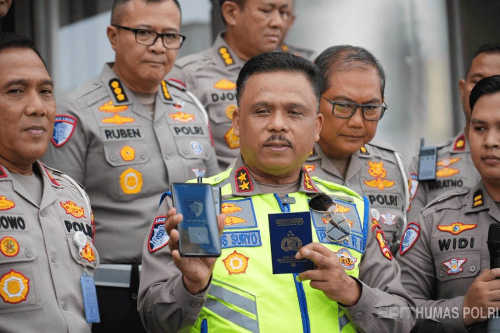 revitalisasi pelayanan regident bayar pajak semudah beli pulsa