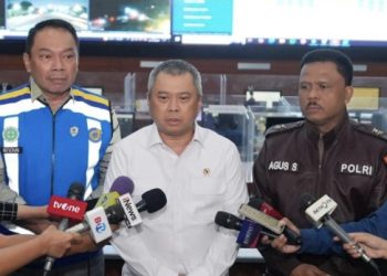 Kakorlantas, Menhub, dan Jasa Marga Pantau Arus Mudik Nataru 1