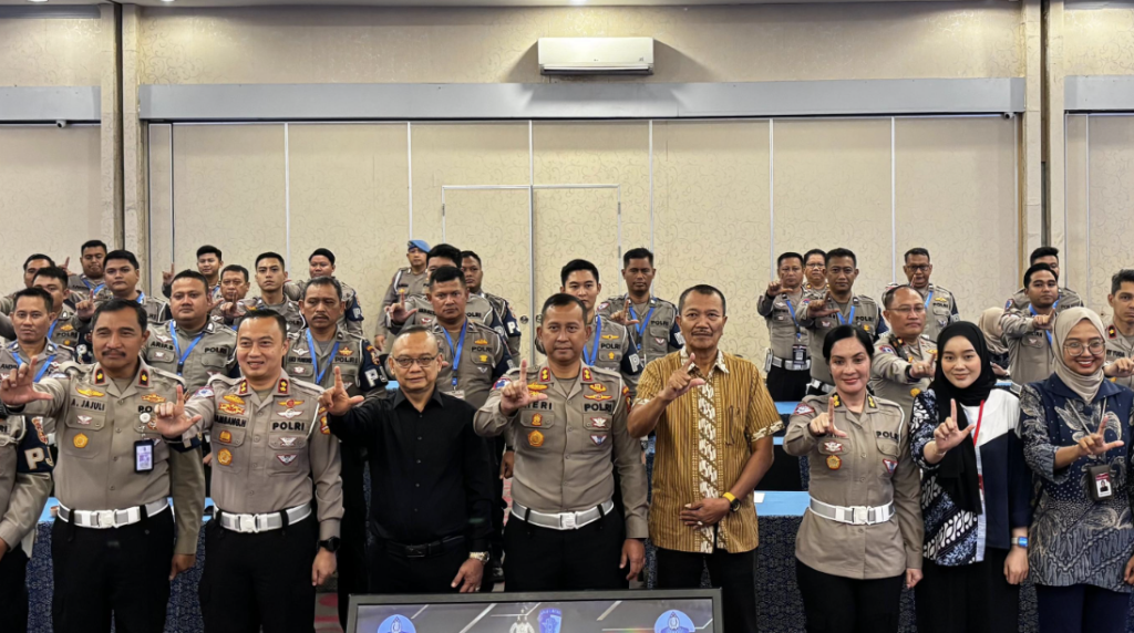 pelatihan kendaraan R4 pengawalan berbasis baterai Korlantas Polri