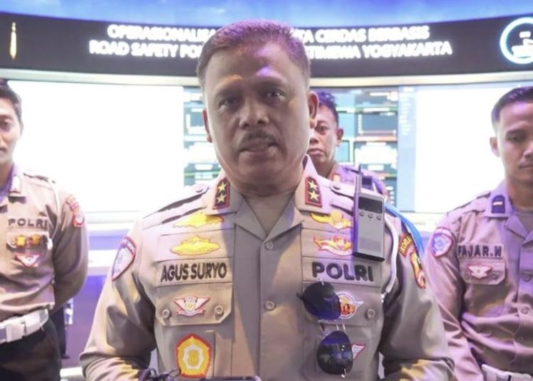 Kepala Korps Lalu Lintas (Kakorlantas) Polri Inspektur Jenderal Polisi Agus Suryonugroho mengecek kesiapan Smart City Yogyakarta