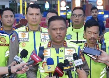 Korlantas Polri telah memberlakukan one way tahap kedua di Km 263 Tol Pejagan hingga km 70 Tol Cikampek Utama