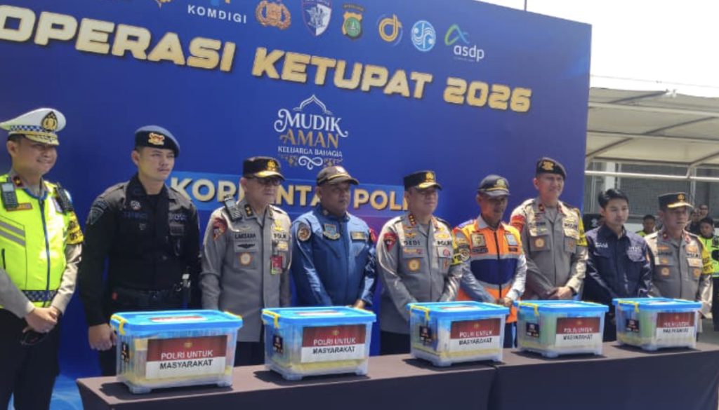 Wakapolri Tinjau Operasi Ketupat 2026 Melalui Udara dan Posko Command Center KM 29 Tol Jkt - Cikampek