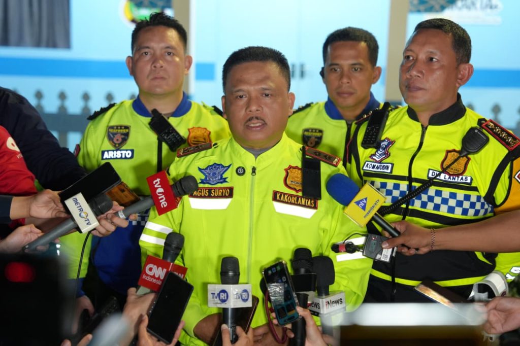 Pengamanan ibadah serta kelancaran arus mudik Lebaran 2026 dipastikan optimal oleh Kakorlantas melalui kesiapan seluruh jajaran