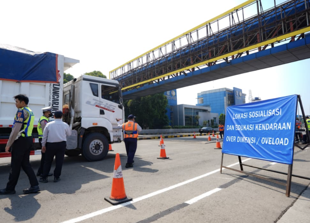 penertiban kendaraan Over Dimensi dan Over Load dengan pendekatan humanis